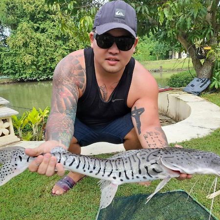 Llamados Fishing Lake San Kamphaeng Extérieur photo